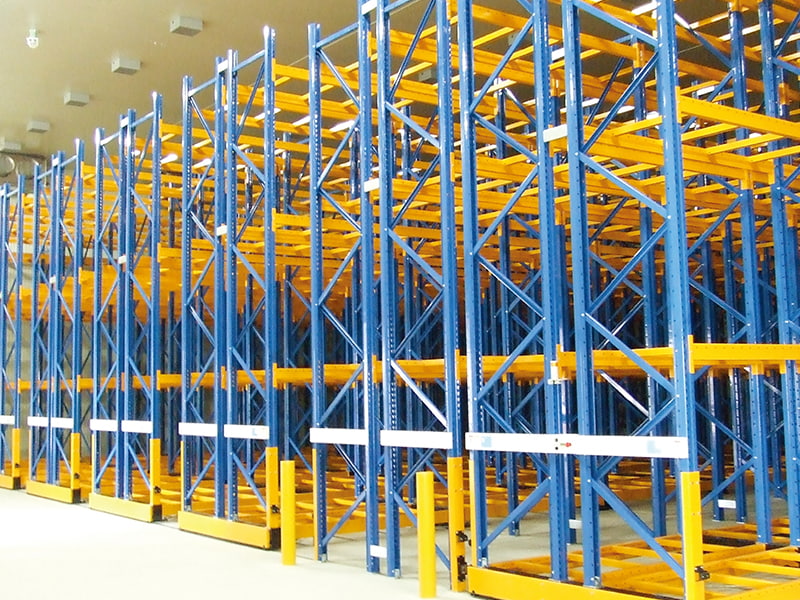 Giá đỡ pallet tiết kiệm lối đi